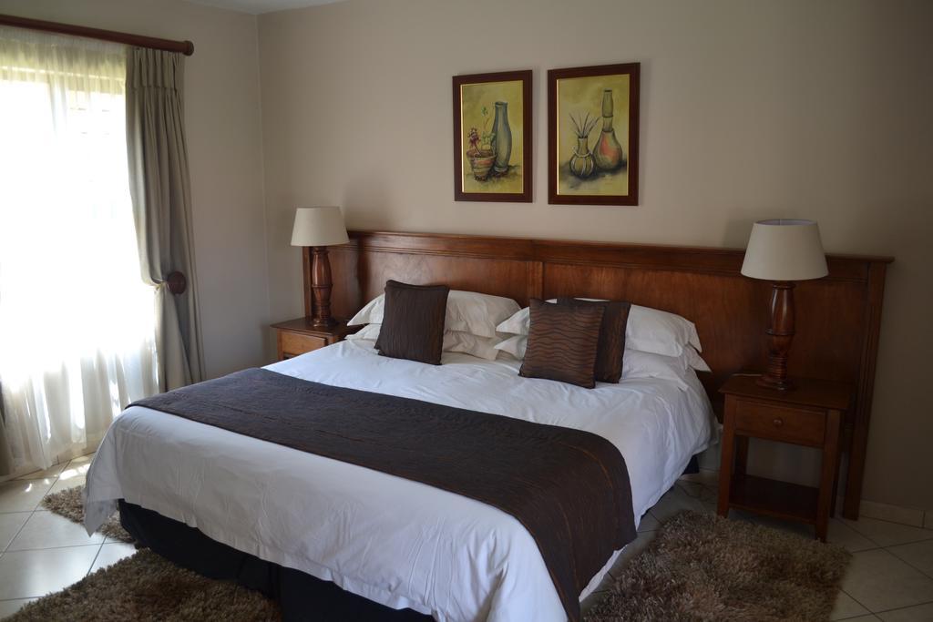 Eagles Nest Lodge Johannesburg Exteriör bild