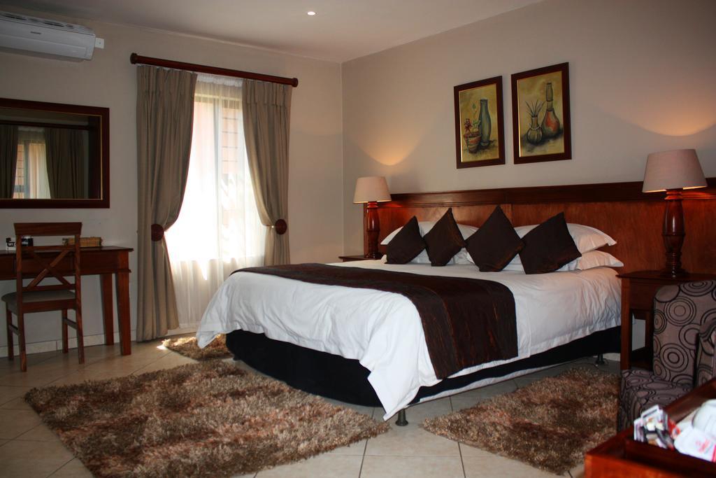 Eagles Nest Lodge Johannesburg Exteriör bild